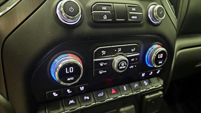2022 GMC Sierra 1500 Limited 4WD Crew Cab Short Box AT4