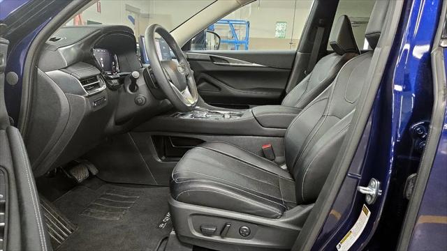 2023 INFINITI QX60 LUXE AWD