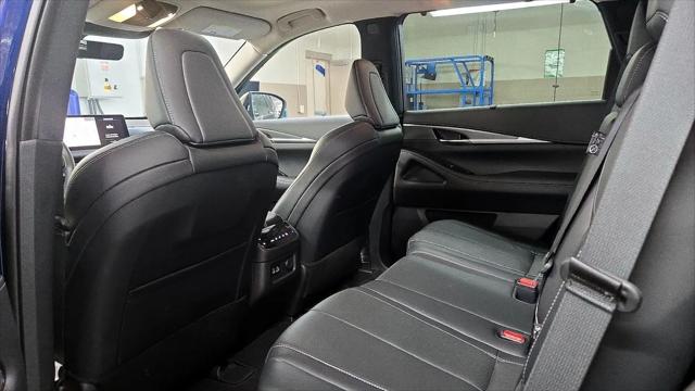 2023 INFINITI QX60 LUXE AWD