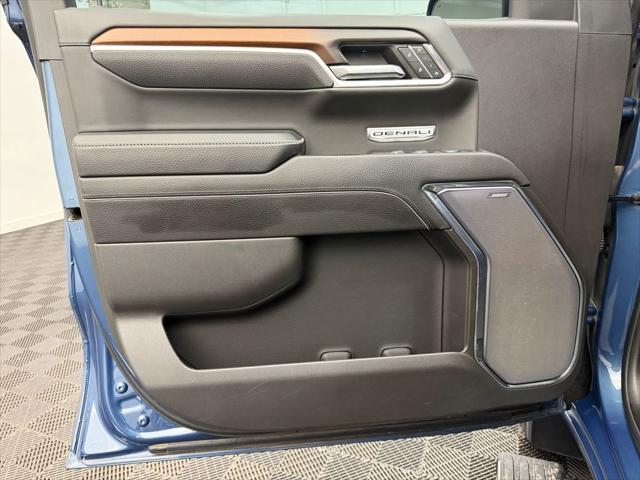 2024 GMC Sierra 1500 4WD Crew Cab Standard Box Denali