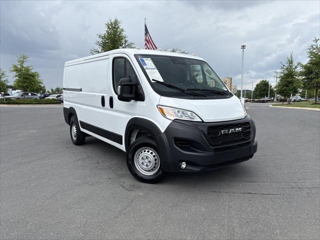 2025 Ram ProMaster 2500 Cargo Van Tradesman Low Roof 136" WB w/Pass Seat