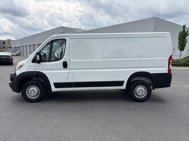 2025 Ram ProMaster 2500 Cargo Van Tradesman Low Roof 136" WB w/Pass Seat
