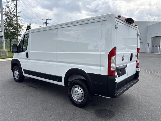 2025 Ram ProMaster 2500 Cargo Van Tradesman Low Roof 136" WB w/Pass Seat