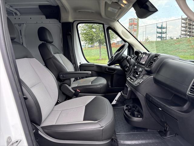 2025 Ram ProMaster 2500 Cargo Van Tradesman Low Roof 136" WB w/Pass Seat