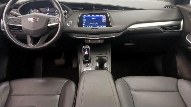 2023 Cadillac XT4 FWD Premium Luxury