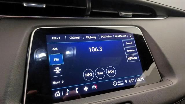 2023 Cadillac XT4 FWD Premium Luxury