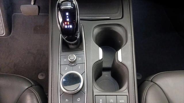 2023 Cadillac XT4 FWD Premium Luxury