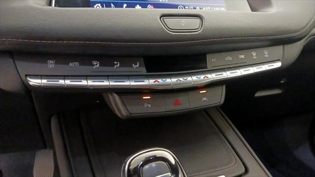 2023 Cadillac XT4 FWD Premium Luxury