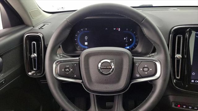 2023 Volvo XC40 B5 Core