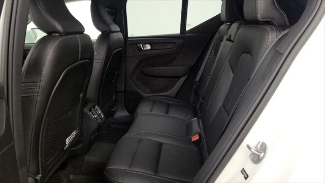2023 Volvo XC40 B5 Core