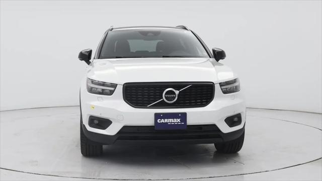 2020 Volvo XC40 T5 R-Design