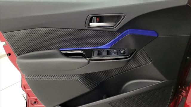 2022 Toyota C-HR XLE