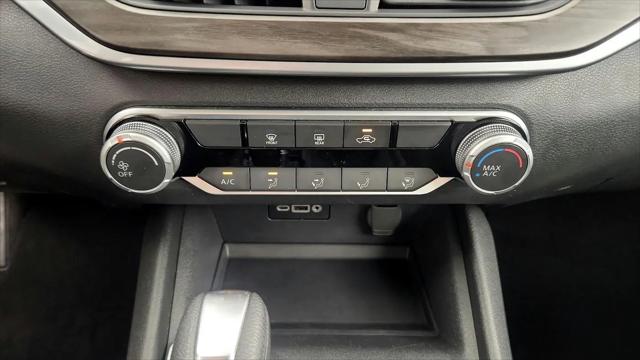 2025 Nissan Altima SV FWD