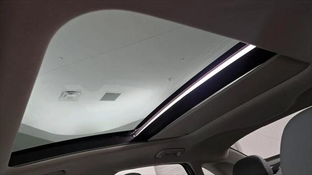 2022 Kia K5 EX