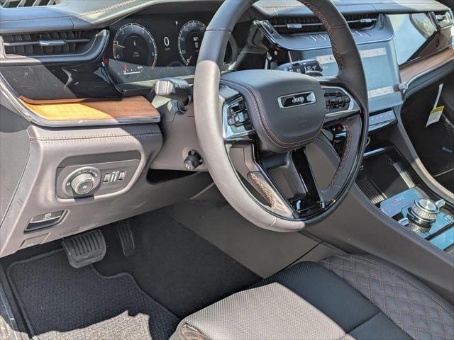 2026 Jeep Grand Cherokee Summit 4x4