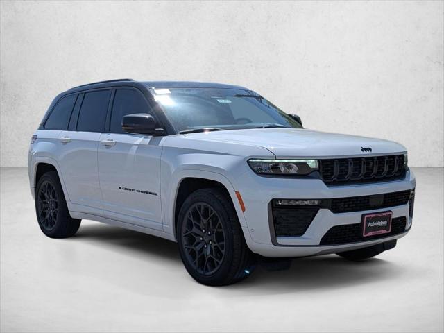 2026 Jeep Grand Cherokee Summit 4x4