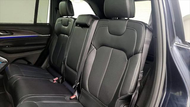 2023 Jeep Grand Cherokee Overland 4x4
