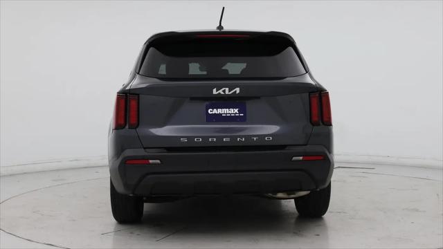 2022 Kia Sorento LX