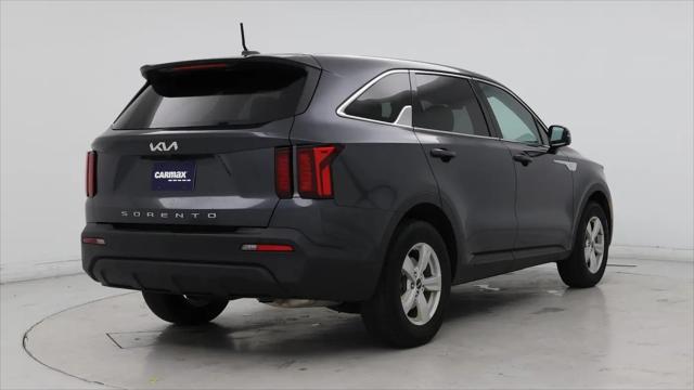 2022 Kia Sorento LX