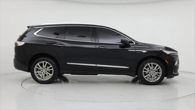 2023 Buick Enclave Essence AWD