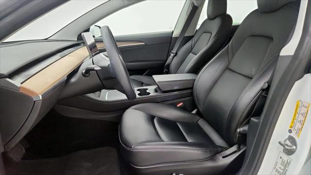 2022 Tesla Model 3 Rear-Wheel Drive