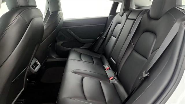 2022 Tesla Model 3 Rear-Wheel Drive