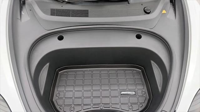 2022 Tesla Model 3 Rear-Wheel Drive