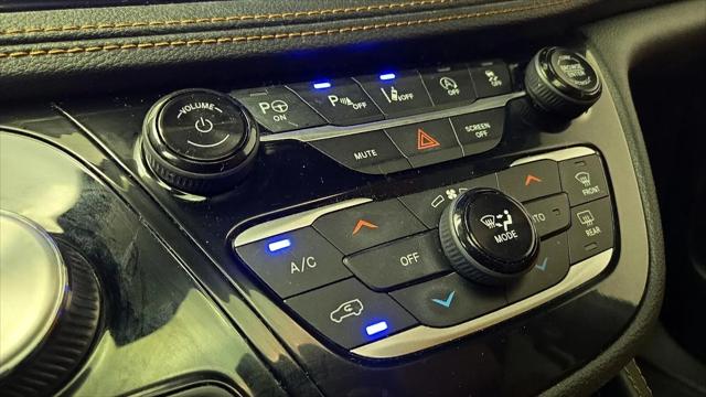 2023 Chrysler Pacifica Pinnacle AWD