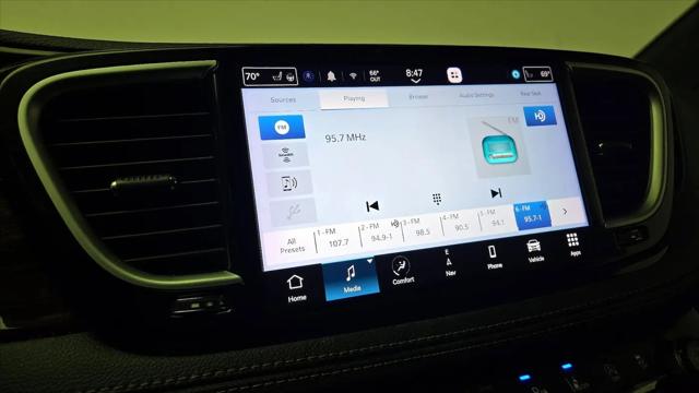 2023 Chrysler Pacifica Pinnacle AWD