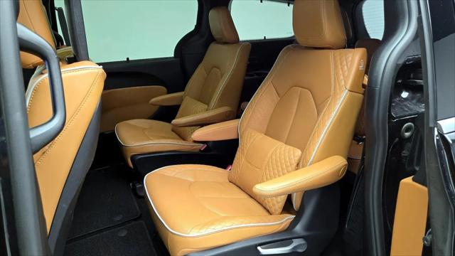 2023 Chrysler Pacifica Pinnacle AWD