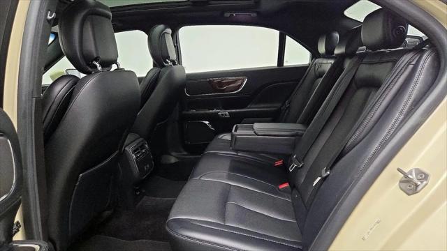 2018 Lincoln Continental Select
