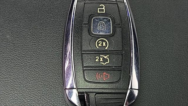 2018 Lincoln Continental Select