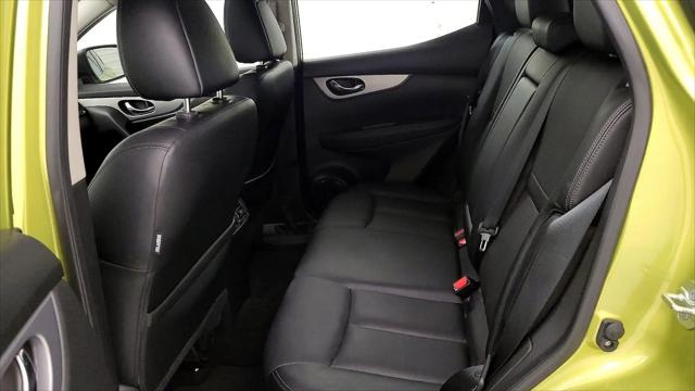 2020 Nissan Rogue Sport SL FWD Xtronic CVT