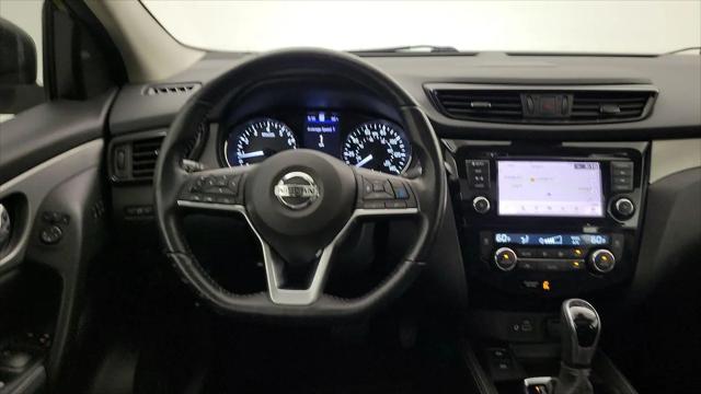 2020 Nissan Rogue Sport SL FWD Xtronic CVT
