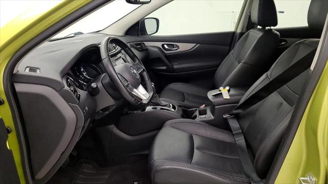 2020 Nissan Rogue Sport SL FWD Xtronic CVT