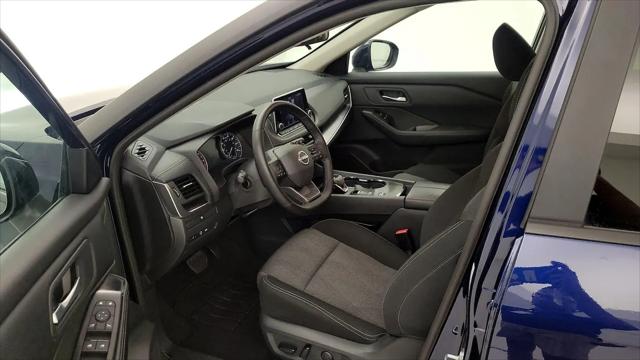 2025 Nissan Rogue SV FWD