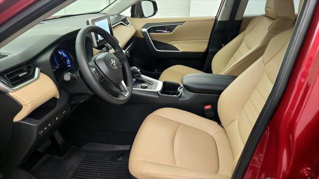 2025 Toyota RAV4 Hybrid XLE Premium