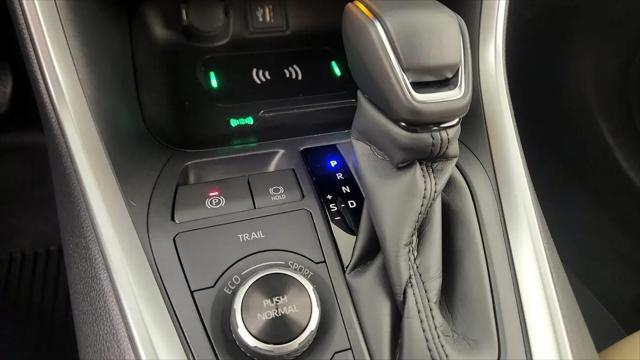 2025 Toyota RAV4 Hybrid XLE Premium