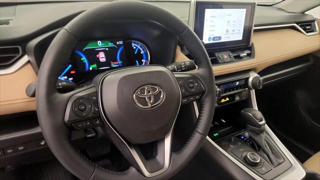 2025 Toyota RAV4 Hybrid XLE Premium