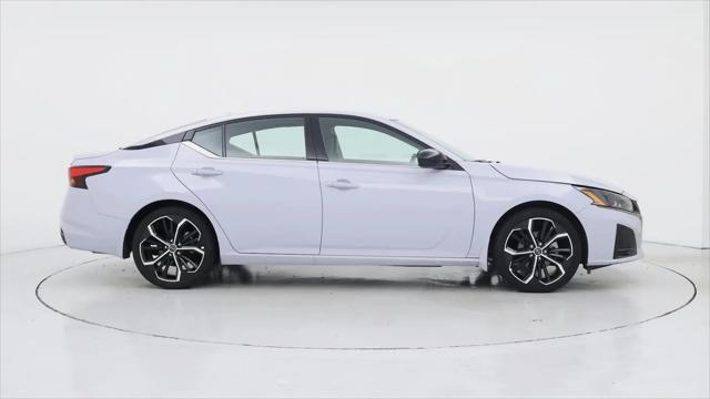 2025 Nissan Altima SR FWD