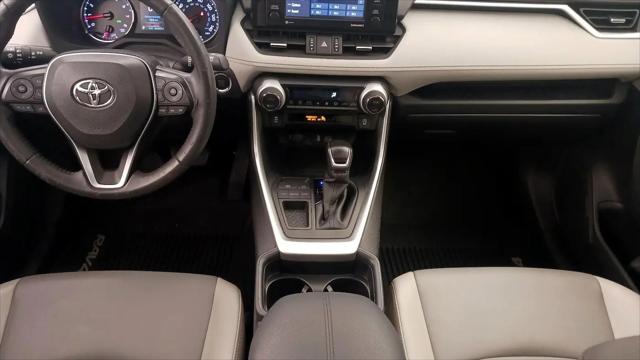 2020 Toyota RAV4 XLE Premium