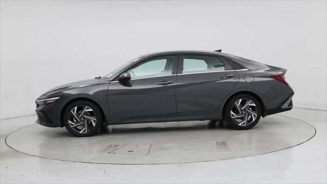 2025 Hyundai Elantra Hybrid Limited