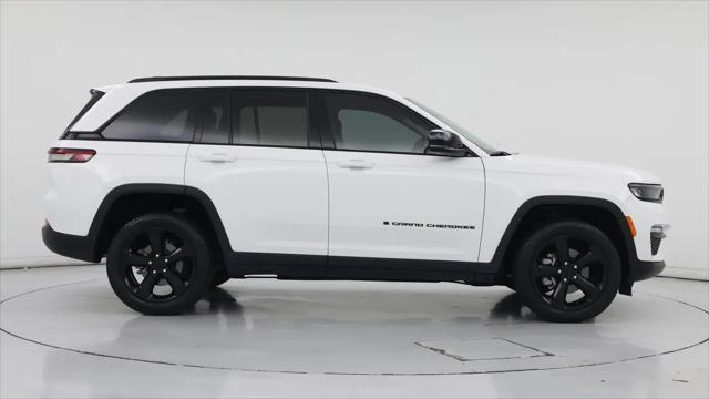 2023 Jeep Grand Cherokee Limited 4x2