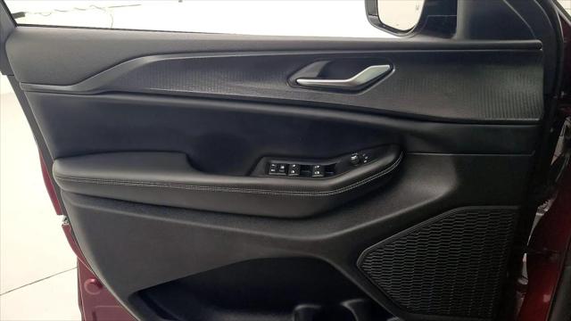 2023 Jeep Grand Cherokee Altitude 4x2