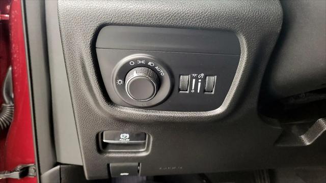 2023 Jeep Grand Cherokee Altitude 4x2