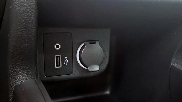 2021 Nissan Kicks S Xtronic CVT