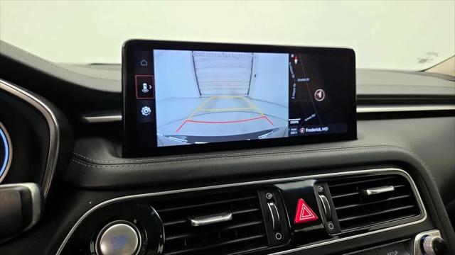 2022 Genesis G70 2.0T RWD
