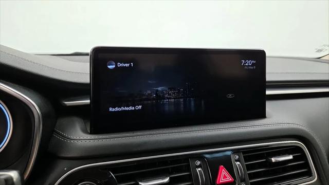 2022 Genesis G70 2.0T RWD