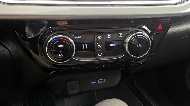 2025 Chevrolet Trax FWD LT