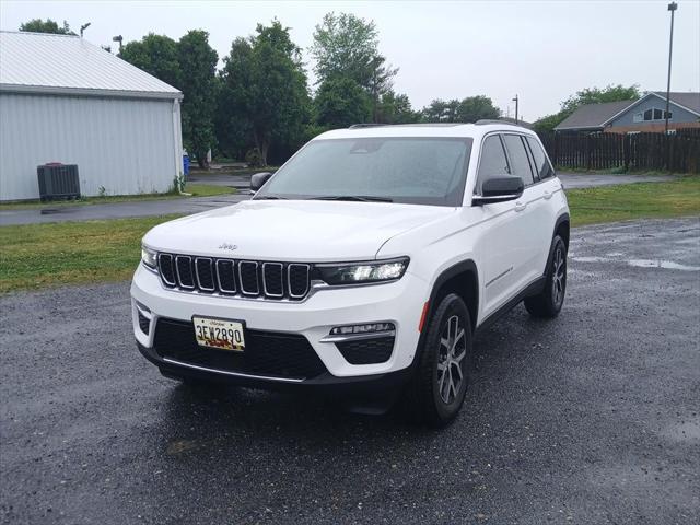 2025 Jeep Grand Cherokee Limited 4x4 2025 Jeep Grand Cherokee Limited 4x4